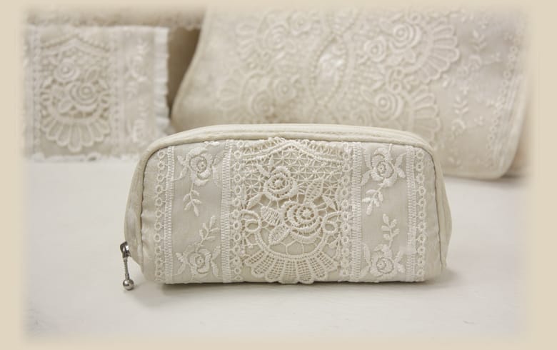 ローズ柄ジャカード織＆ギュピール 眼鏡ケース　約7.5×15.5×4cm [gracieux]