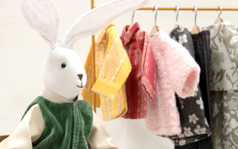 【着せ替え用】ジャカード織 モノトーン花柄スカート