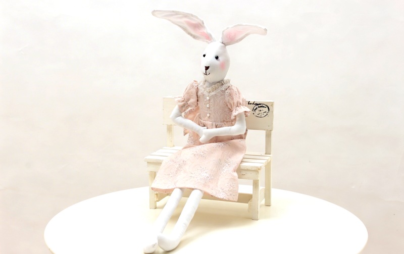 【着せ替え用】チュールレース サッシュワンピース  約34×24cm