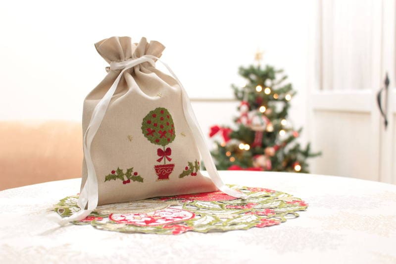 Xmas ツリー柄 巾着 約18×25cm｜アミブルージュ｜インテリア