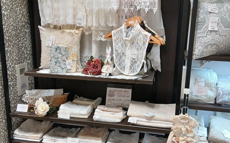 たまプラーザショップ｜インテリアレース・テーブルクロス・うさぎ雑貨