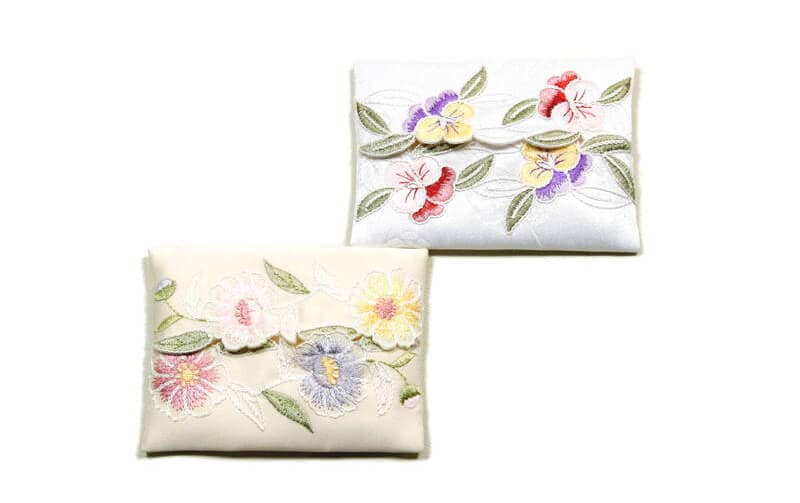 花のコード刺繍 ミニティッシュケース 約9×12cm｜インテリアレース