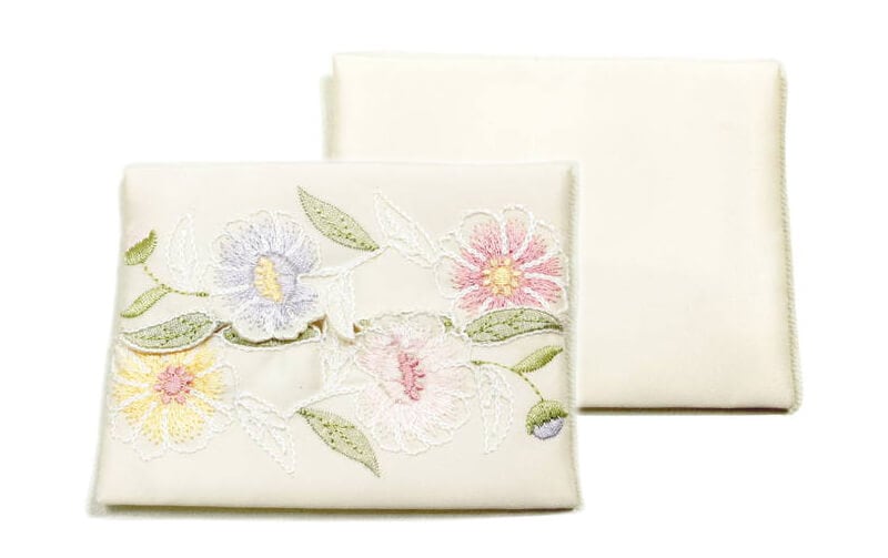 花のコード刺繍 ミニティッシュケース 約9×12cm