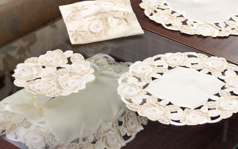 コード刺しゅう ティッシュボックスカバー 約26×12×11cm [Champagne]