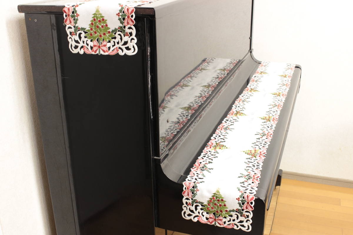 Xmas ツリー 刺繍 テーブルランナー 約20×160cm