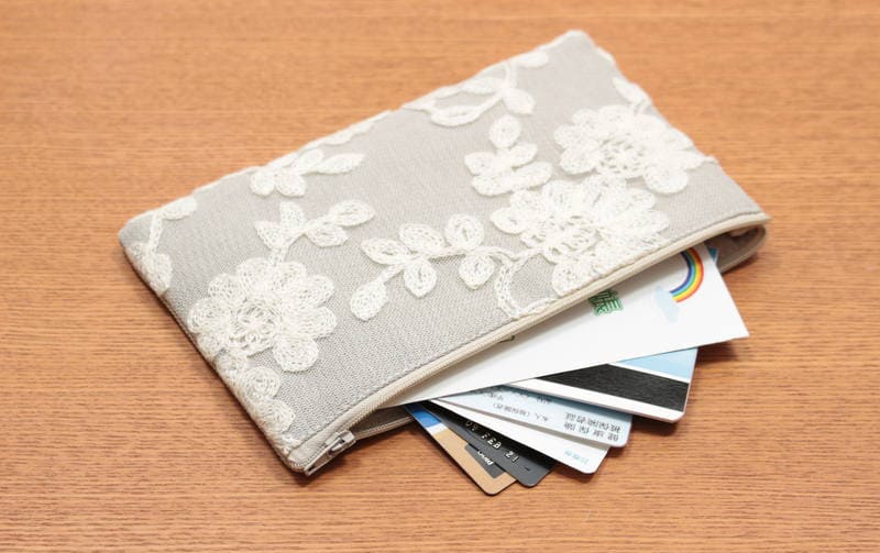 チェーンステッチ刺繍 マルチケース 約12×20cm [Luxurule]