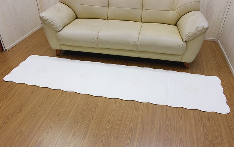 刺繍入りコットンキルト ロングマット　約58×240cm [romanice]