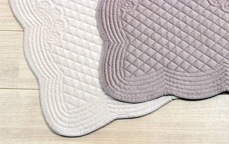 ベルベット調 キルティングフロアマット 約50×80cm