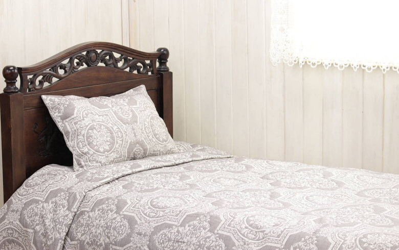 ベトナム製 大きな布地 生地154cm×685cmベッドカバー、テーブル