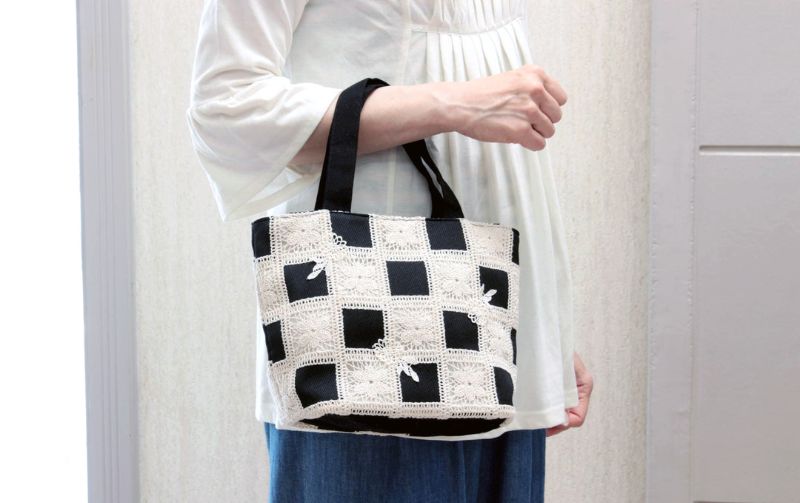 クロシェ風レースづかい ミニトートバッグ 約21×30×10cm [petit fenetre]