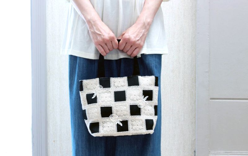 クロシェ風レースづかい ミニトートバッグ 約21×30×10cm [petit fenetre]