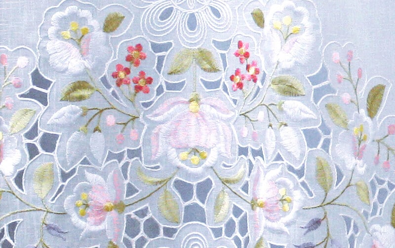 Danube カロチャ調刺繍 カフェカーテン 約120×75cm｜インテリアレース