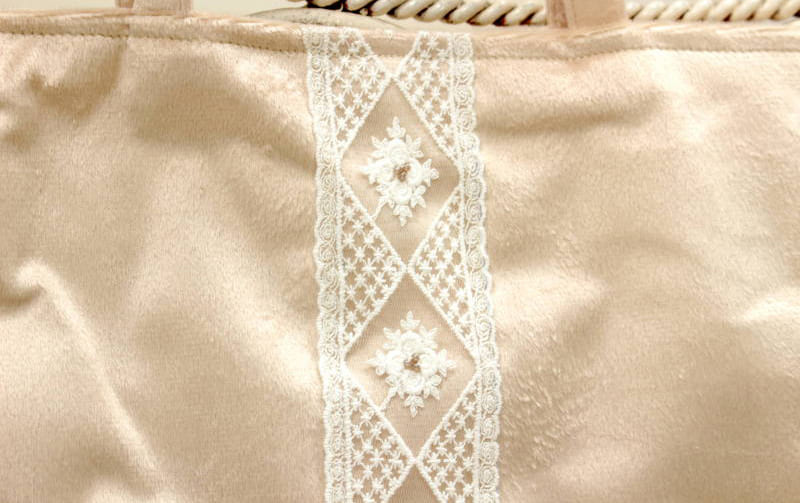 Ａ４バッグ ミニマルデザイン 約35×28×7cm [Velinor]