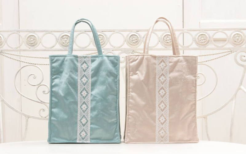 Ａ４バッグ ミニマルデザイン 約35×28×7cm [Velinor]