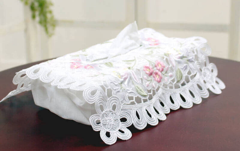 カロチャ調刺繍 ティッシュボックスカバー 約26×12×11cm [Danube]