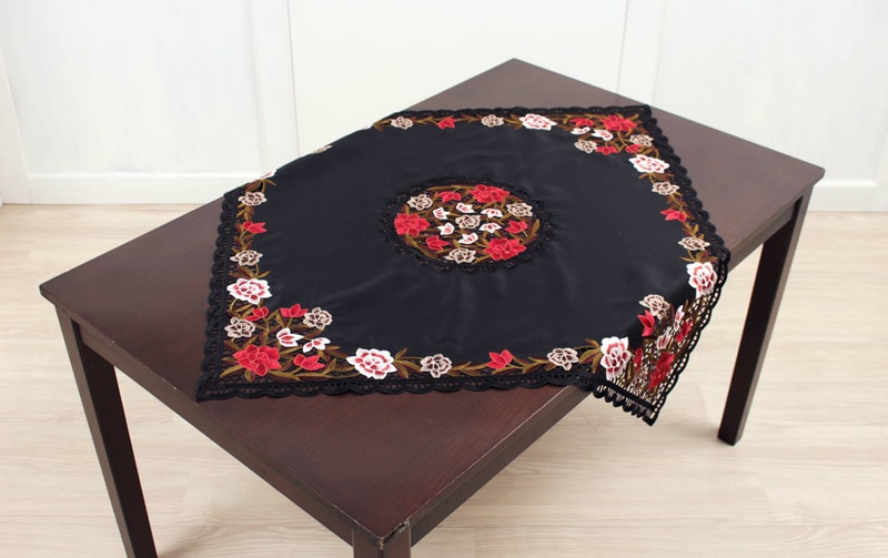 高密度カラー刺繍 テーブルクロス 約85×85cm [ardente]｜インテリア