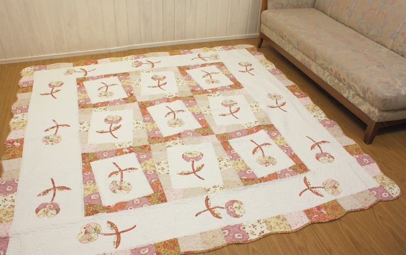 ハンドメイド パッチワークキルト マルチカバー USAキルト パッチワークキルト マルチカバー 約200×200cm|アミブルージュ