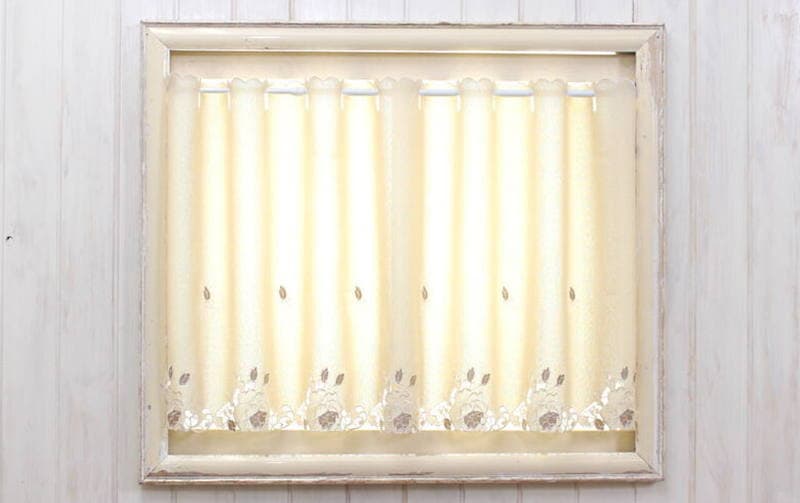 カットワーク刺繍 カフェカーテン 約130×60cm [Rose Metopes]