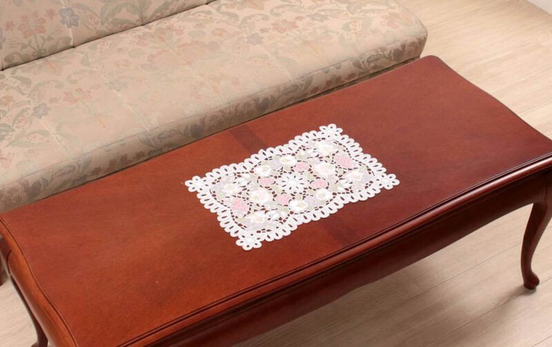 カロチャ調刺繍 テーブルセンター 約30×45cm [Danube]