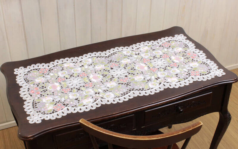 カロチャ調刺繍 テーブルセンター 約40×90cm [Danube]