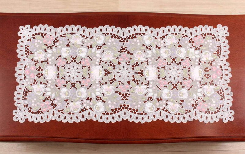 カロチャ調刺繍 テーブルセンター 約40×90cm [Danube]