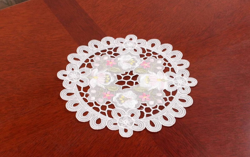 カロチャ調刺繍 ドイリー 約20cm [Danube]