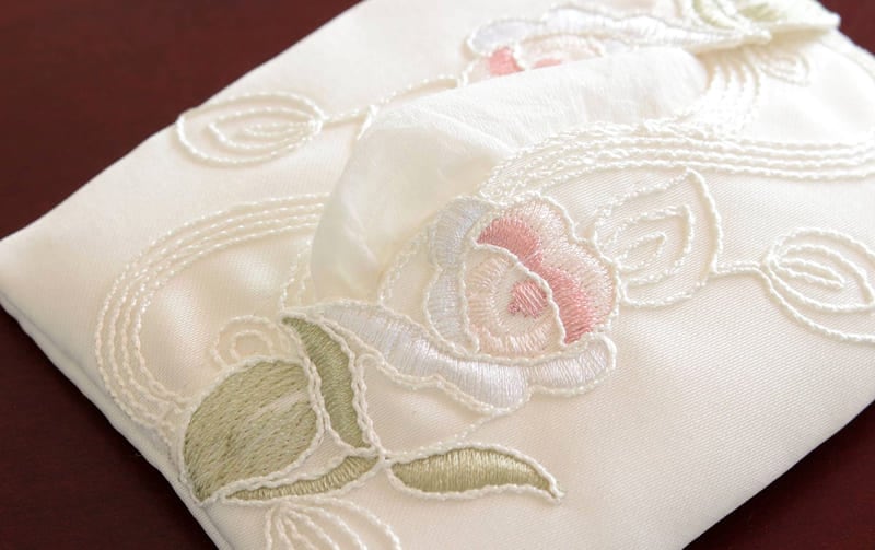 ※わんにゃん※フランスアンティークイニシャル刺繍　マット＆ティッシュケース わんにゃん※フランスアンティークイニシャル刺繍 マット