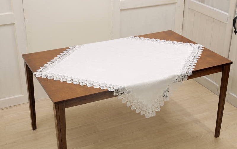 レース＆撥水ジャカード テーブルクロス 約110×110cm [Eternelle]