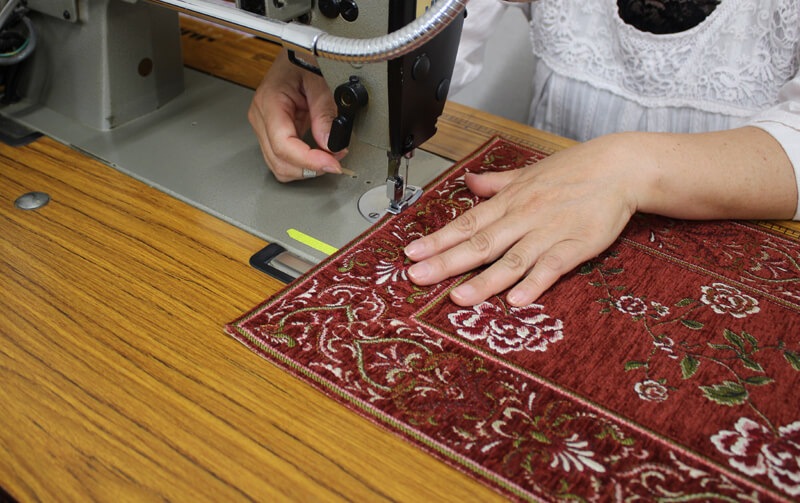 シェニール織 テーブルセンター 約33×90cm [Rose Palace]