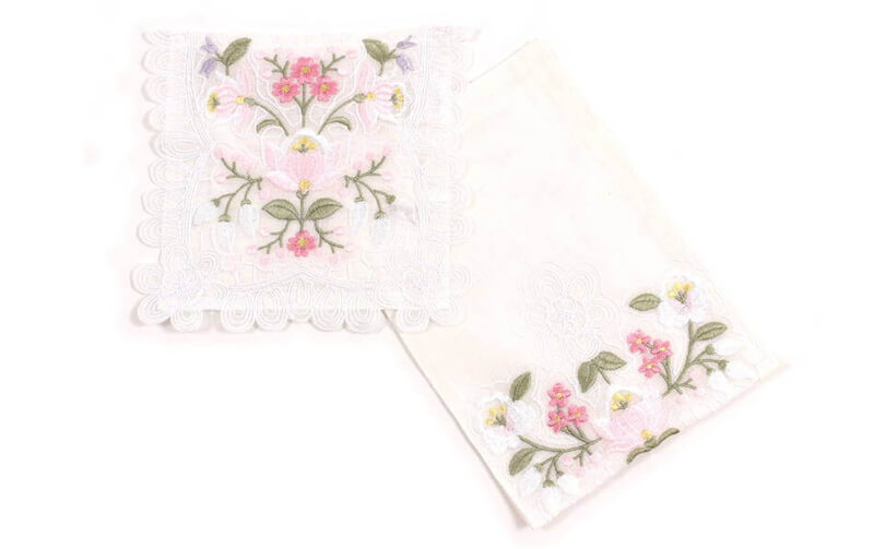 カロチャ調刺繍 ペーパーホルダー 約16×36cm [Danube]