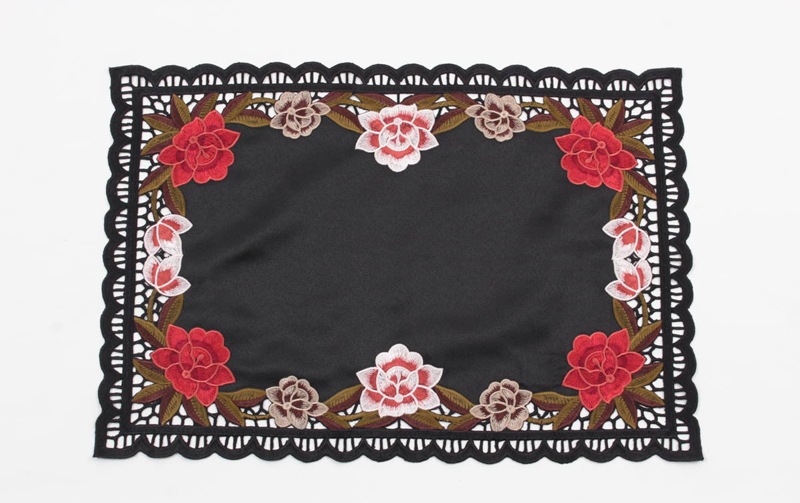 高密度カラー刺繍 ランチョンマット 約35×50cm [ardente]