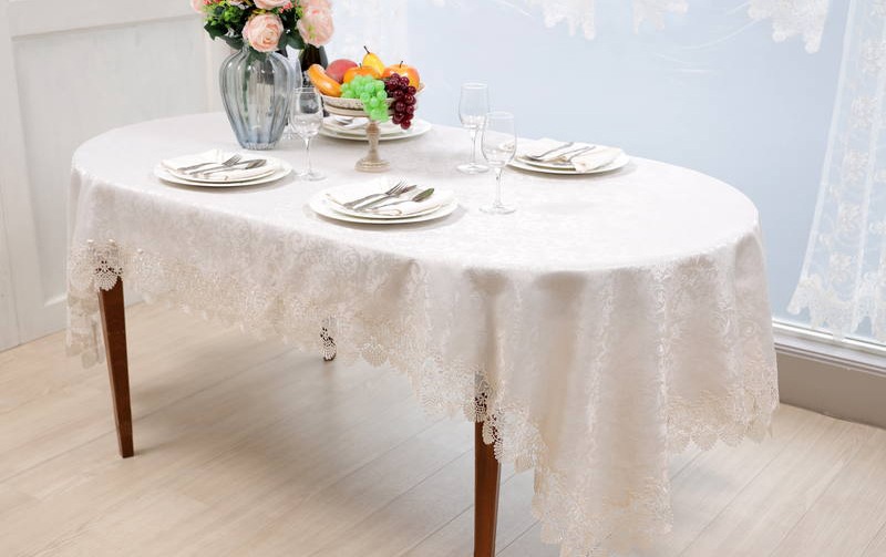 レース＆撥水ジャカード テーブルクロス 約130×230cm [Eternelle]