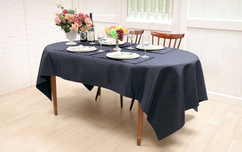 モアレ 撥水ジャカード テーブルクロス 約140×230cm [Serein]