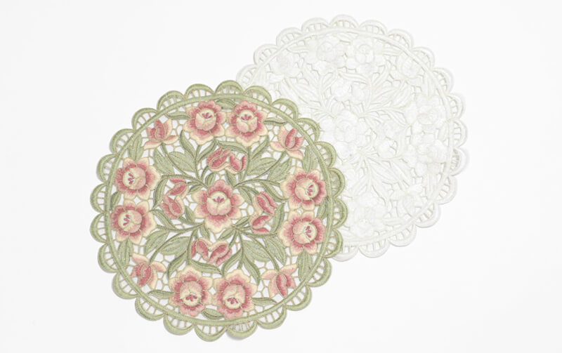 コード刺繍 ドイリー 約30cm [Arte rosa]