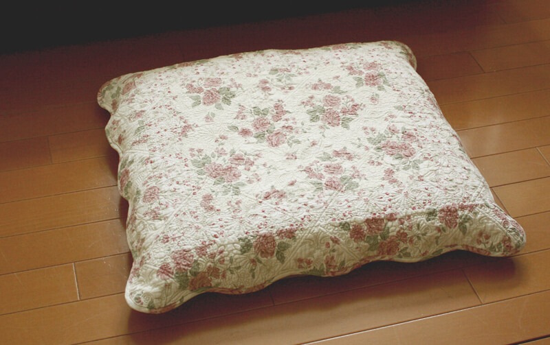 コットンキルト 403 座布団カバー 約55×59cm｜インテリアレース