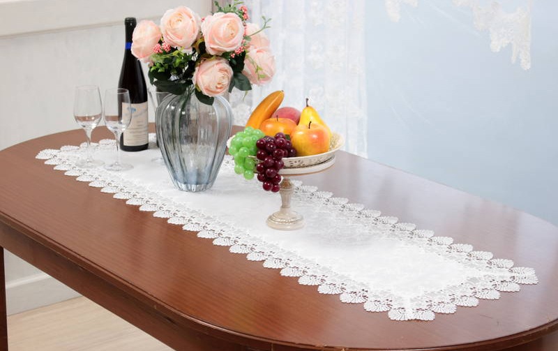 レース＆撥水ジャカード テーブルセンター 約40×135cm [Eternelle]