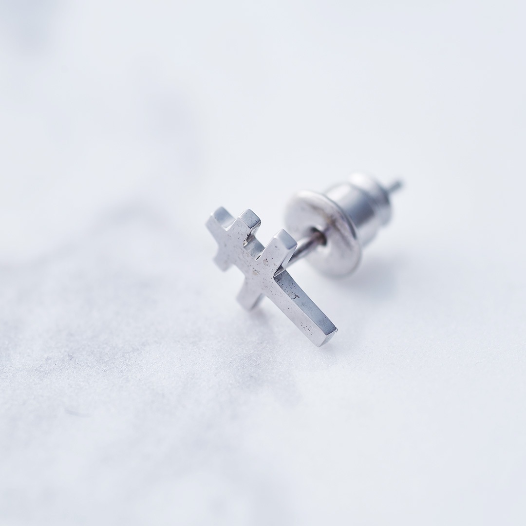 LEALTAD PIERCE �ꥢ�륿�åɥԥ���