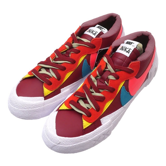 [���ָ���ݥ����5�ܥ����ڡ�����!!] ���� �ʥ��� NIKE x ������ sacai x ������ KAWS BLAZER LOW �֥쥶�� TEAM RED/HOT LAVA-WHITE DM7901-600 ���
