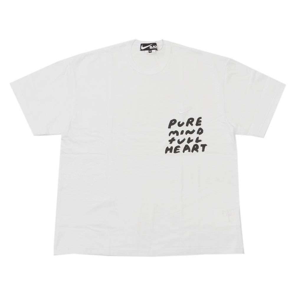 新品 ブラック コムデギャルソン BLACK COMME des GARCONS x ナイキ NIKE Oversize Side Message  Print Tee オーバーサイズ Tシャツ WHITE ホワイト 白 メンズ レディース 新作-Cliff Edge