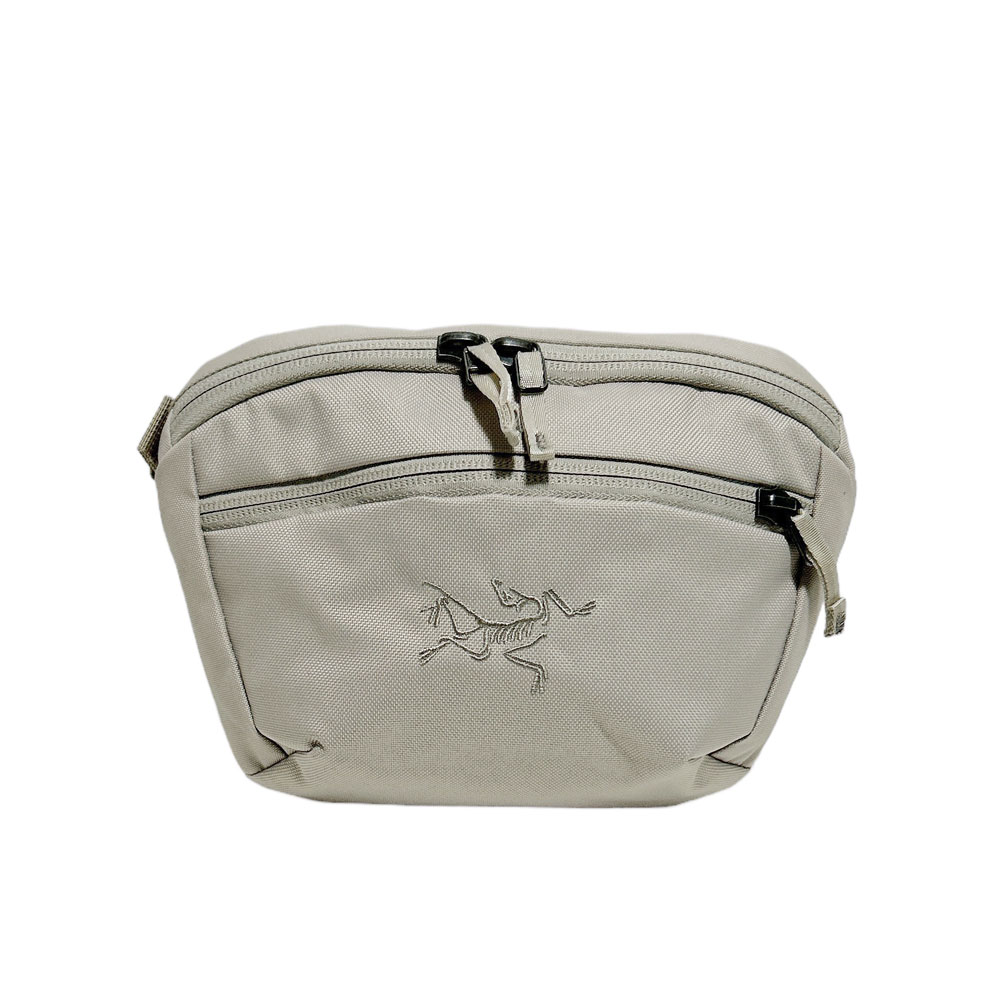 アークテリクス マンティス1 ウエストパック オレンジ グレー グレージュ アークテリクス - マンティス 1 ウエストパック - DISTANCE