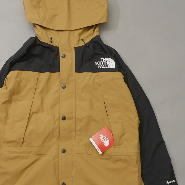 MOUNTAIN LIGHT JACKET NP11834 Mサイズ MOUNTAIN LIGHT JACKET NP11834 Mサイズ