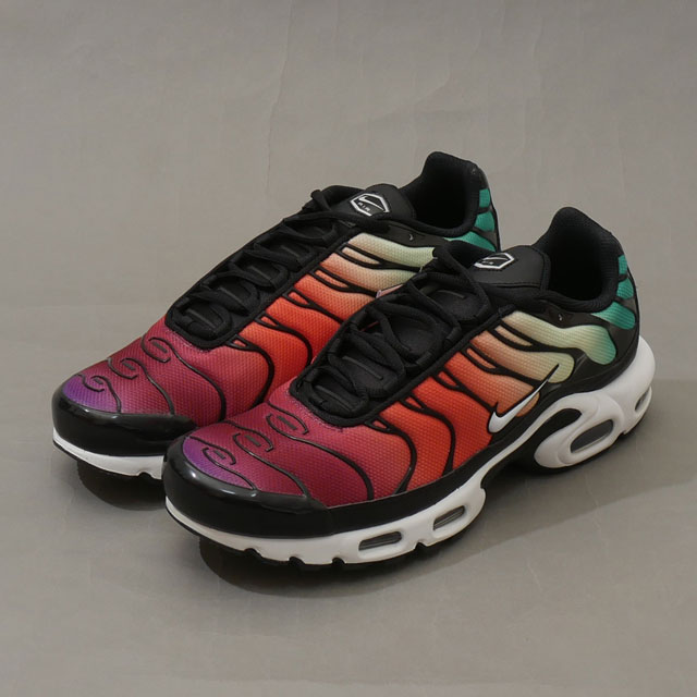 [ָݥ5ܥڡ!!]  ʥ NIKE WMNS  AIR MAX PLUS ޥåץ饹 DZ3670-001 ޥåץ BLACK/WHITE-VIOTEC-TEAM RED  29.0cm