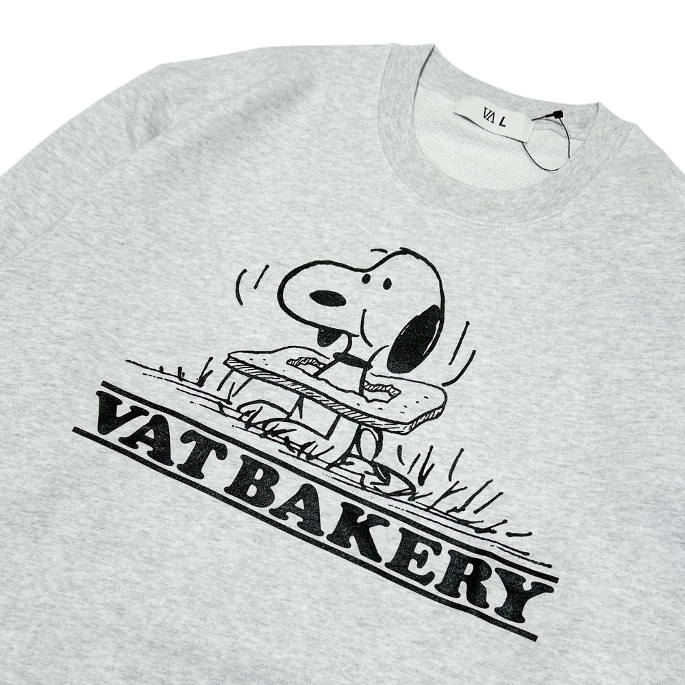 【価格見直しました】 新品 ヴイエー V.A. VAT BAKERY PEANUTS C/N SWEAT ピーナッツ クルーネック スウェット Various Artists スヌーピー SWT/HOODY 価格見直しました】 新品 ヴイエー V.A. VAT BAKERY PEANUTS C/N SWEAT