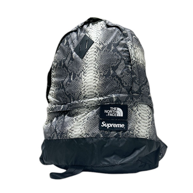 [���ָ���ݥ����5�ܥ����ڡ�����!!] ����ץ꡼�� Supreme x THE NORTH FACE �����Ρ����ե����� Lightweight Day Pack �ǥ��ѥå� �Хå��ѥå� �Хå� BLACK FREE����������š�