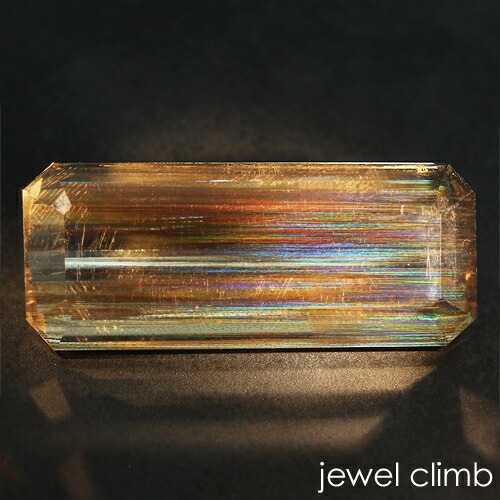 エンジェルヘア・スキャポライト（スカポライト） 宝石 ルース３ ６．３３ＣＴ