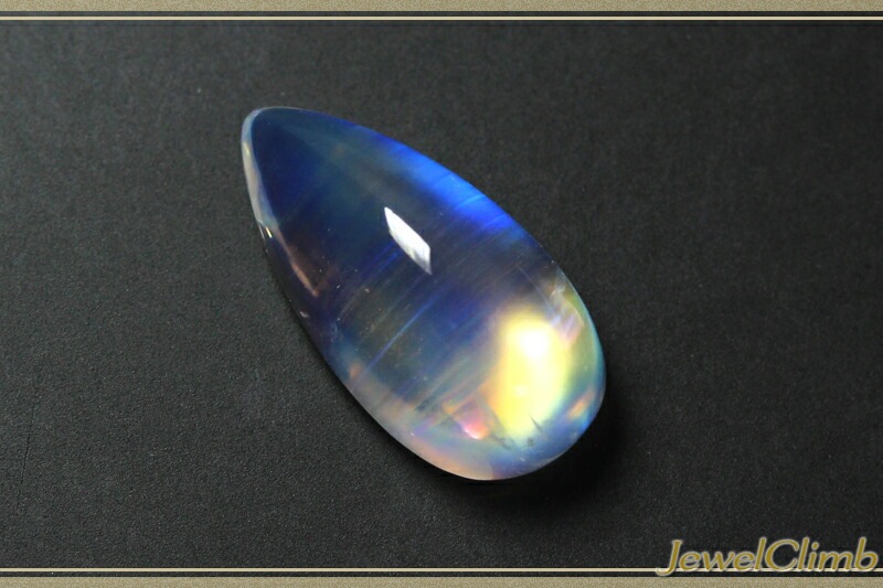 連休SALE 9/27迄】レインボームーンストーン 宝石 ルース 4．33CT
