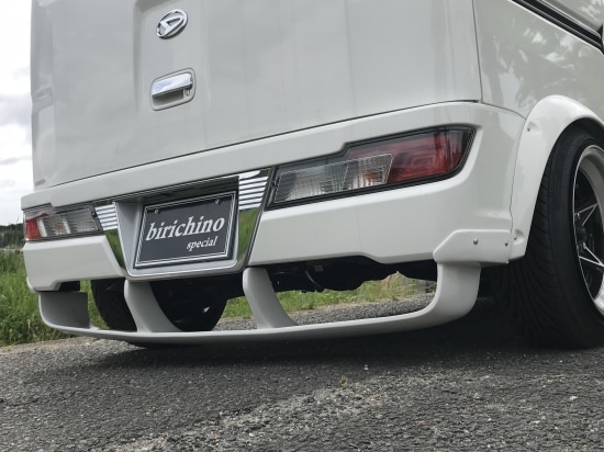 ハイゼットデッキバン321W331W　スリットスポイラー