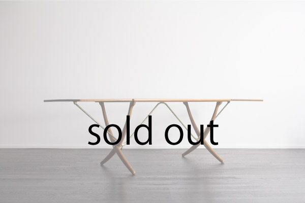 AT304 Extension Dining Table by Hans.J.Wegner