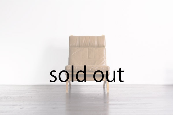 GE375 High back Chair by Hans J Wegner