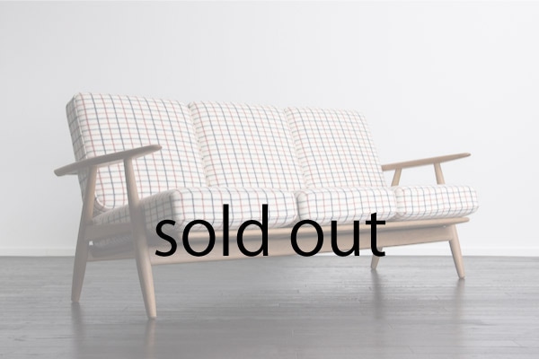 GE240 3seaters sofa by Hans J Wegner